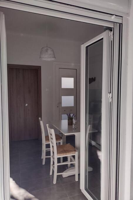 Snowbird-Late Check-Out Apartment Ierapetra  Ngoại thất bức ảnh